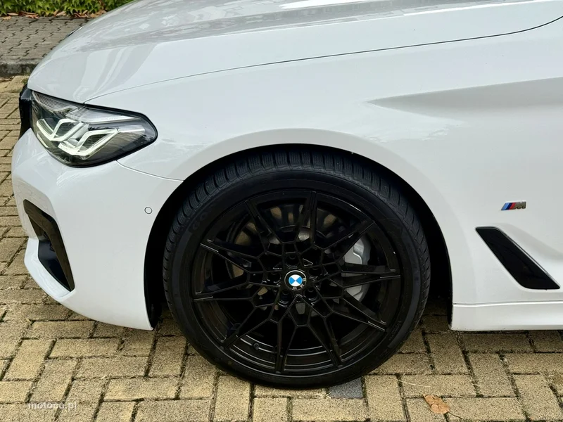 BMW Seria 5 G30 530 37