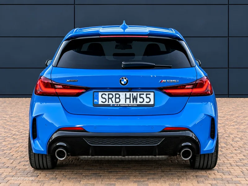 BMW Seria 1 F40 M135i 14