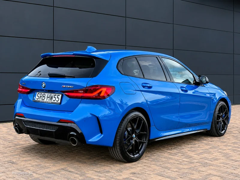 BMW Seria 1 F40 M135i 3