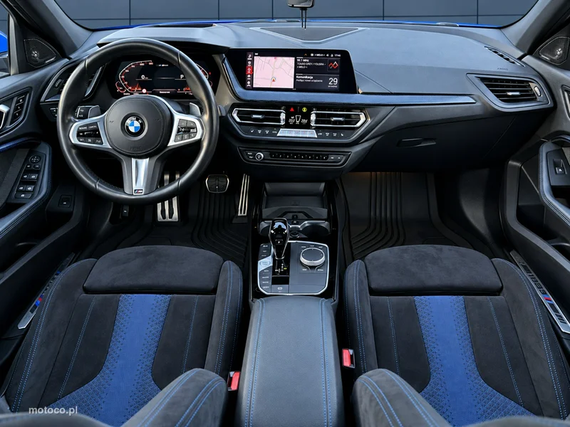 BMW Seria 1 F40 M135i 6
