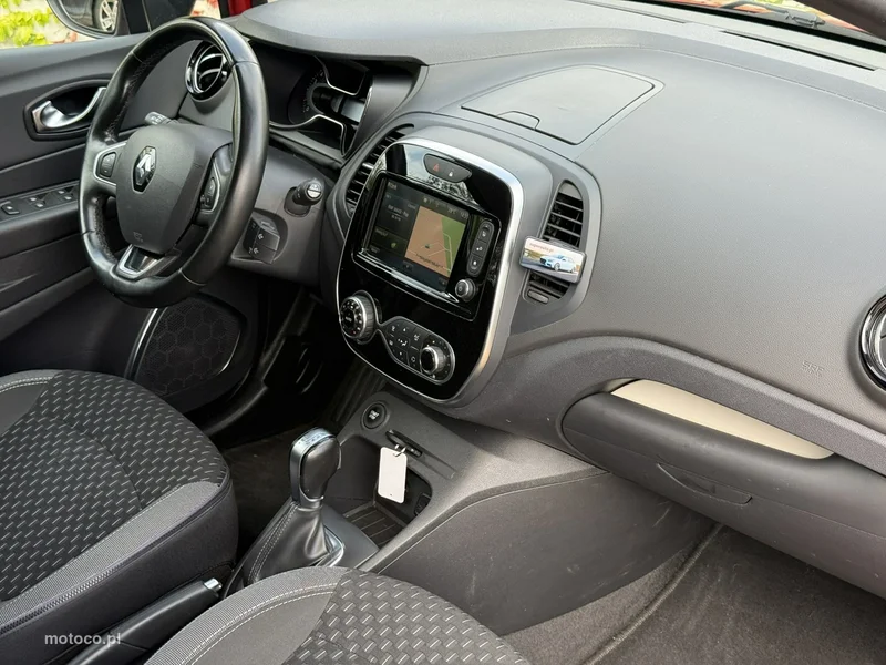 Renault Captur I 17