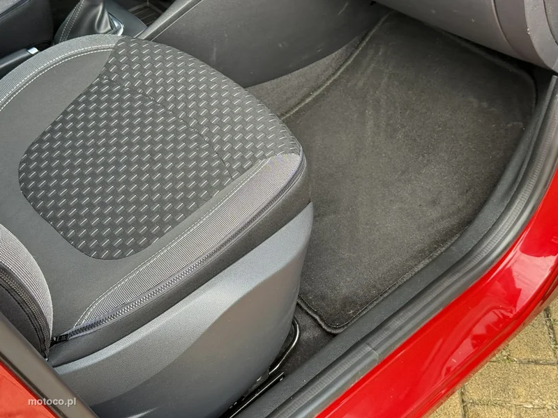 Renault Captur I 18