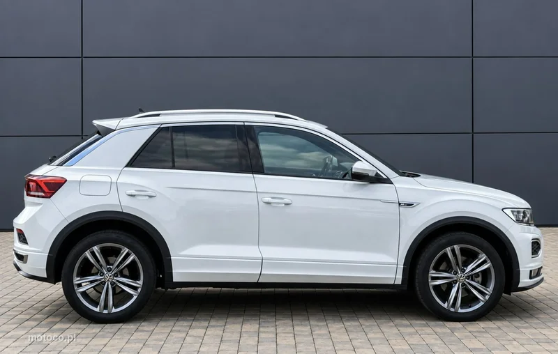 Volkswagen T-Roc A1 11