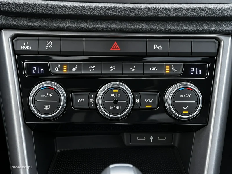 Volkswagen T-Roc A1 23