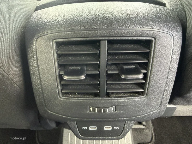 Volkswagen T-Roc A1 27