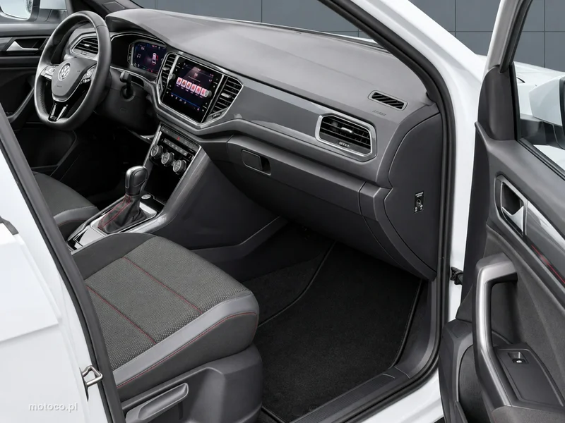 Volkswagen T-Roc A1 7