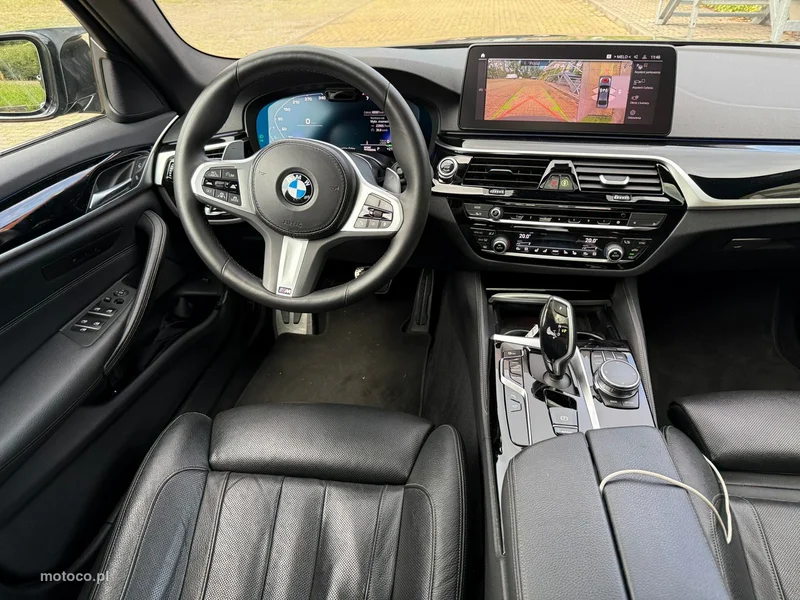 BMW Seria 5 G30 540 16