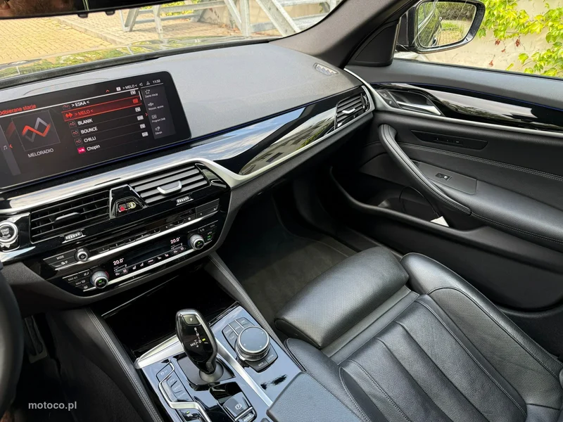 BMW Seria 5 G30 540 17