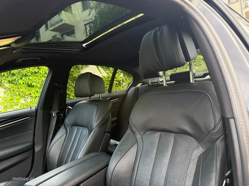 BMW Seria 5 G30 540 23