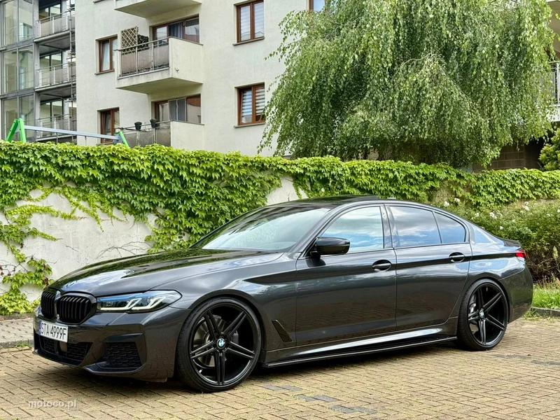 BMW Seria 5 G30 540 40