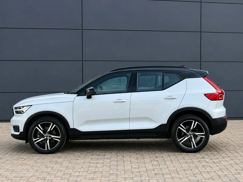 Volvo XC 40 12