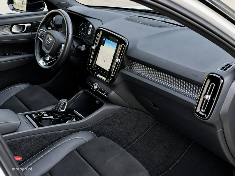 Volvo XC 40 16