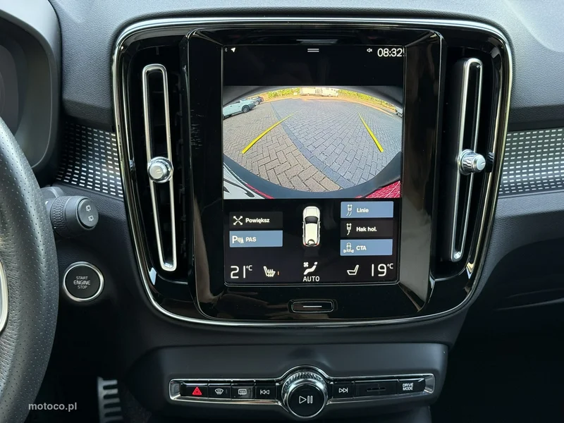 Volvo XC 40 28