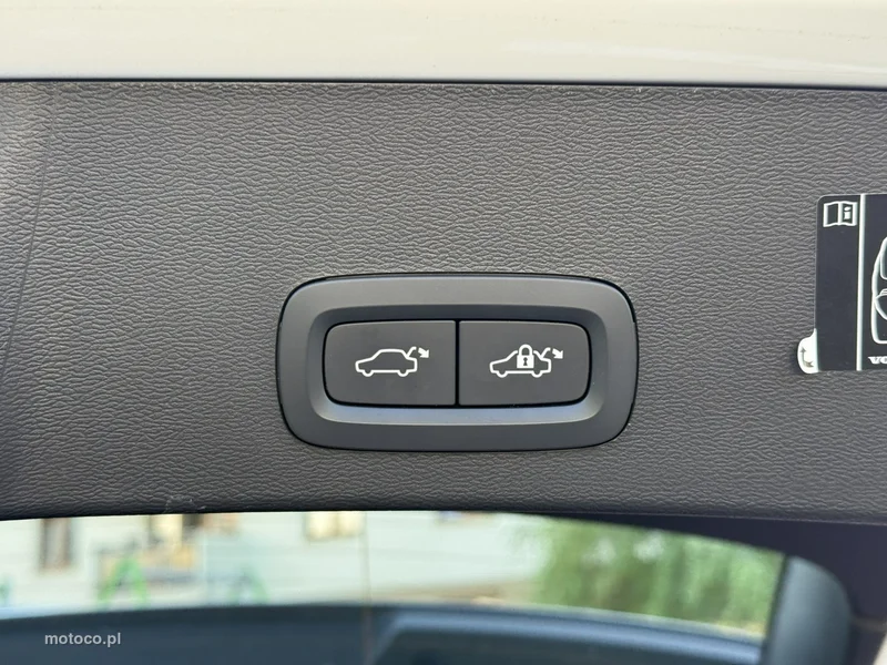 Volvo XC 40 33