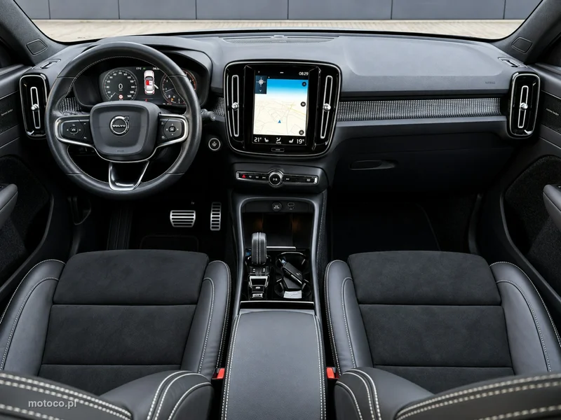 Volvo XC 40 6