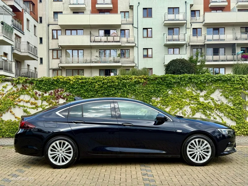 Opel Insignia B 14
