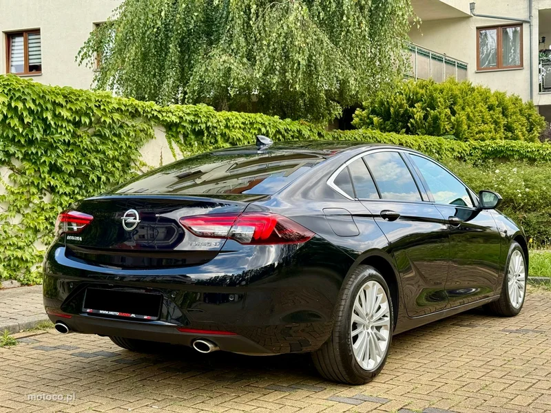 Opel Insignia B 17