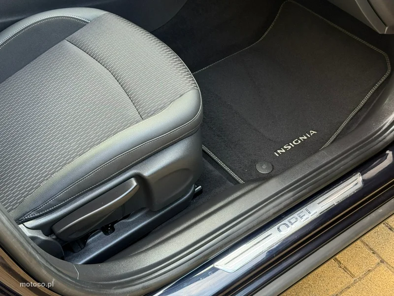 Opel Insignia B 9