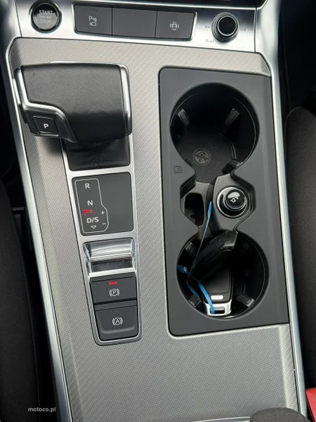 Audi A6 C8 26