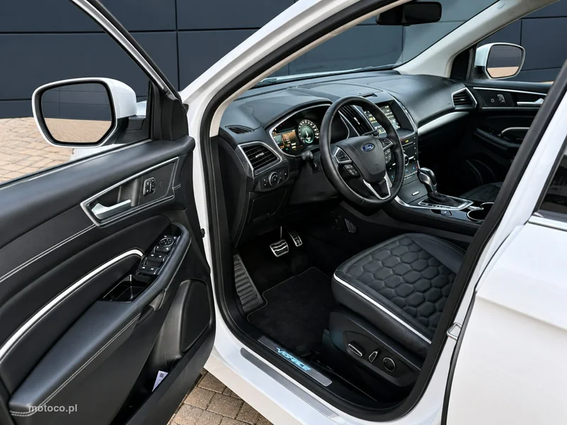 Ford Edge 5