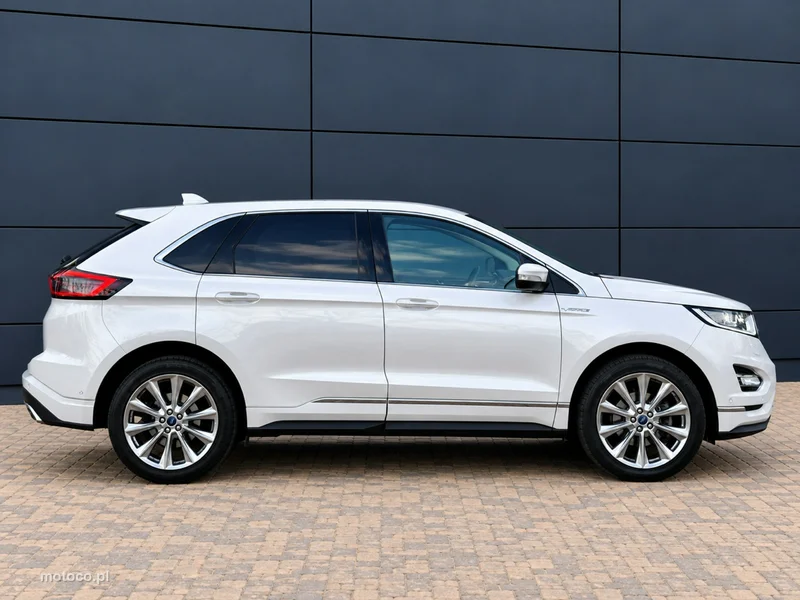 Ford Edge 9