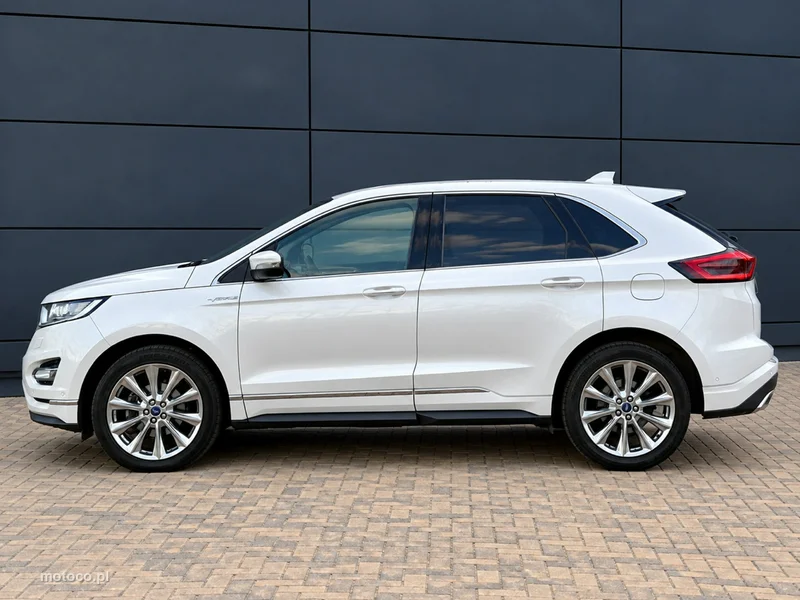 Ford Edge 10