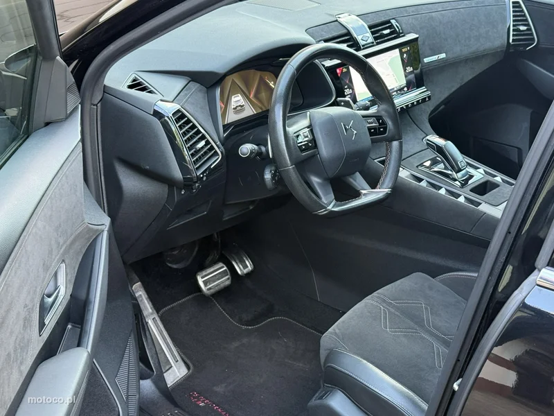 DS Automobiles DS 7 Crossback 6