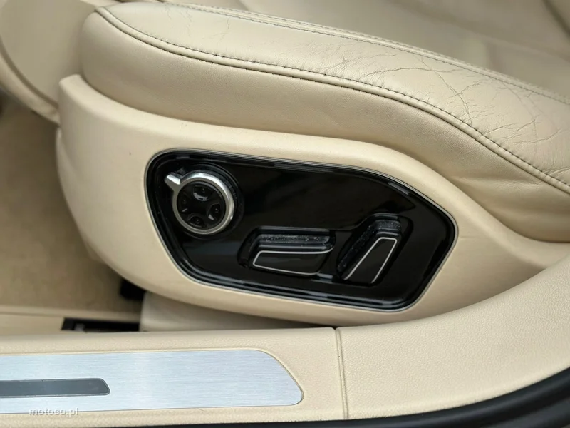 Audi A8 D4 13