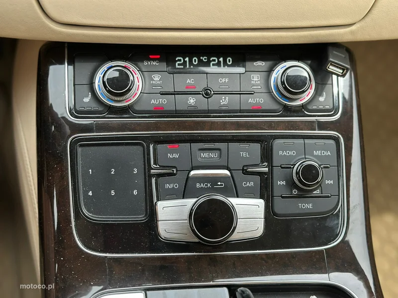 Audi A8 D4 20
