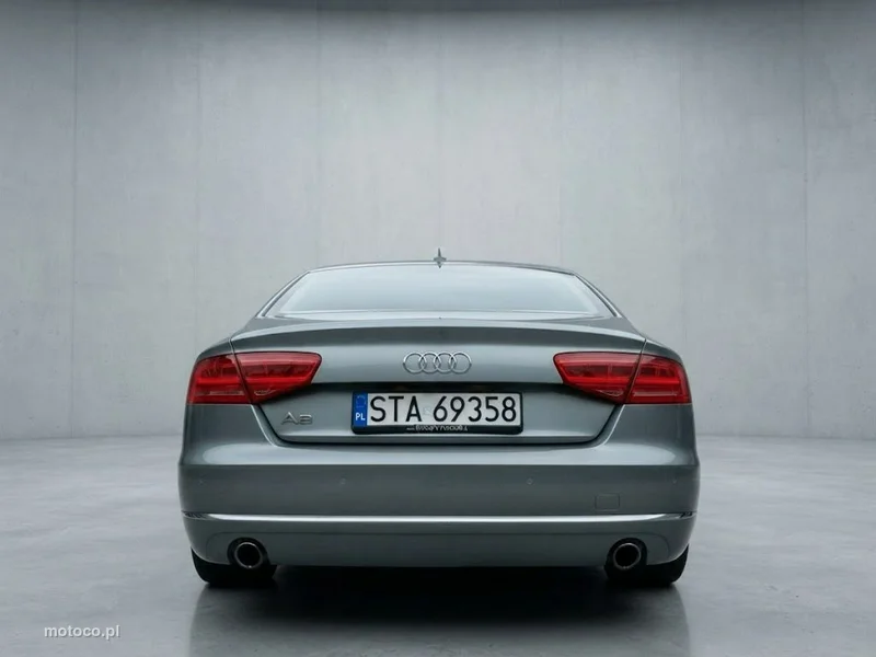 Audi A8 D4 10