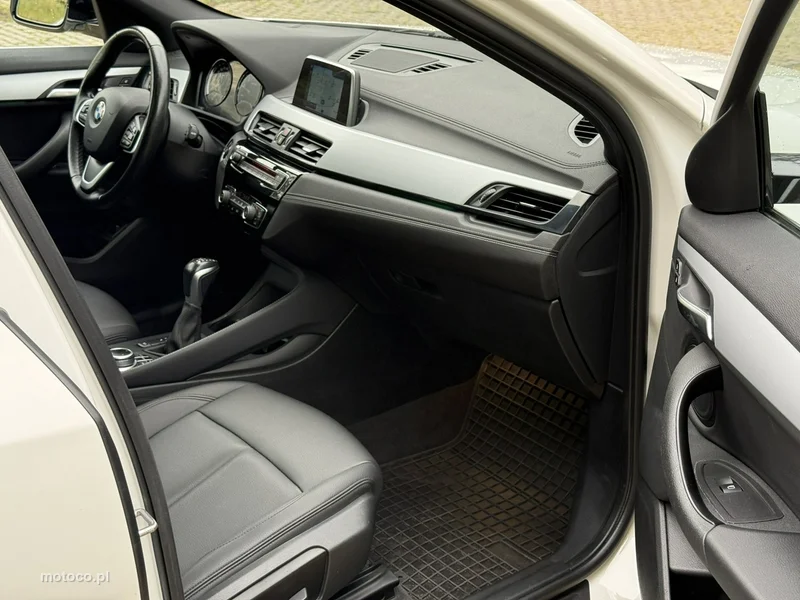 BMW X2 F39 8