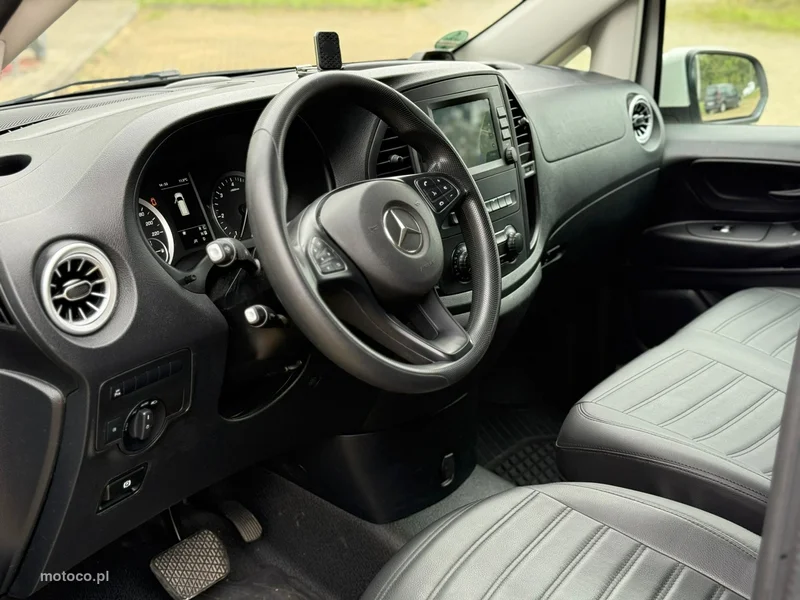 Mercedes-Benz Vito 15