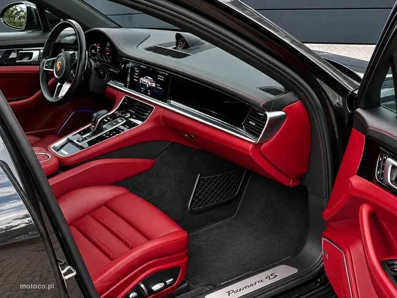 Porsche Panamera 971 8