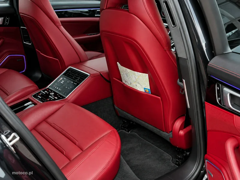 Porsche Panamera 971 9