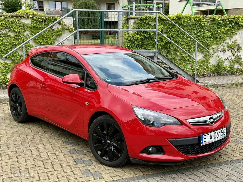 Opel Astra GTC 15