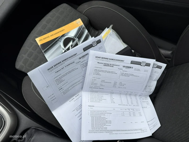 Opel Astra GTC 27