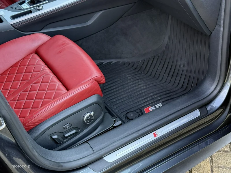 Audi S5 F5 19