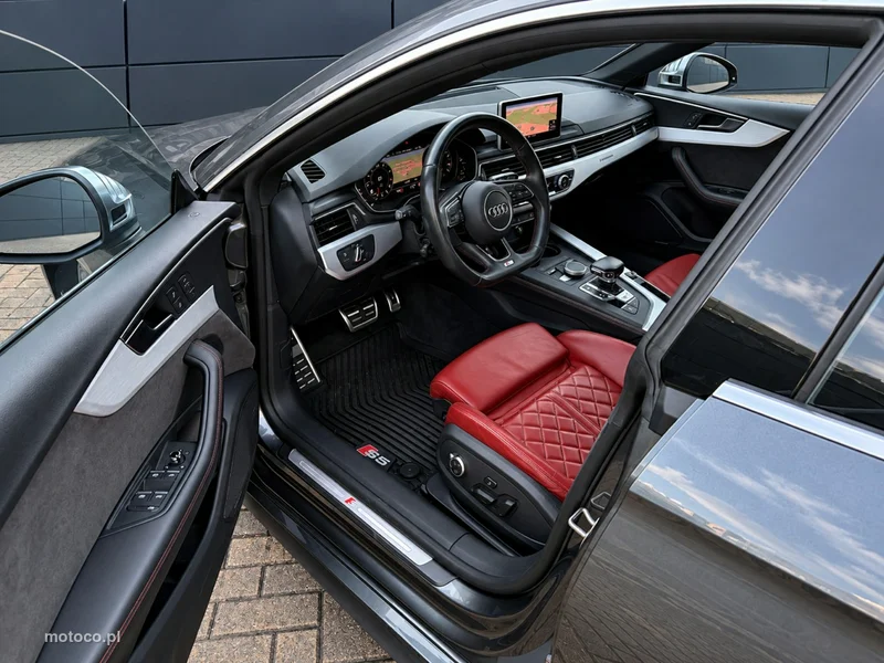 Audi S5 F5 5