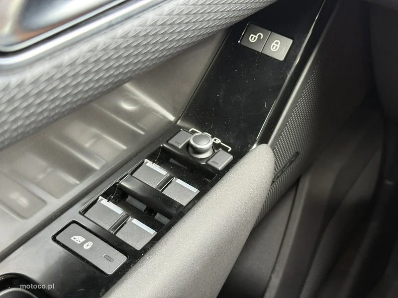 Land Rover Range Rover Velar 23