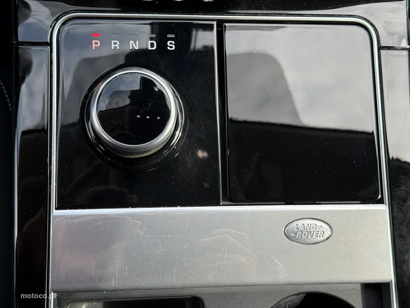 Land Rover Range Rover Velar 28