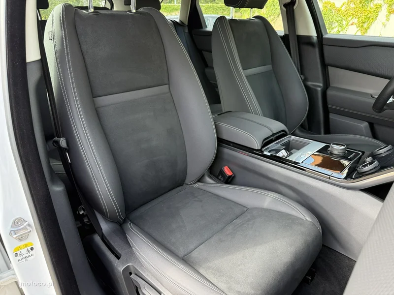 Land Rover Range Rover Velar 9