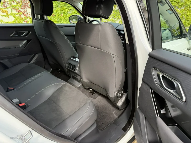 Land Rover Range Rover Velar 10