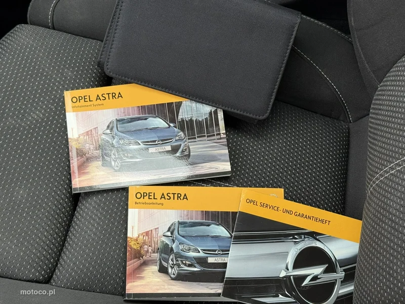 Opel Astra J 25