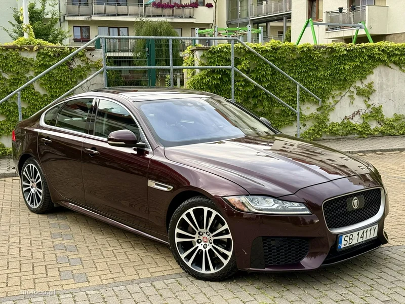 Jaguar XF 16
