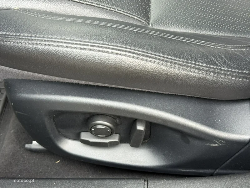 Jaguar XF 25