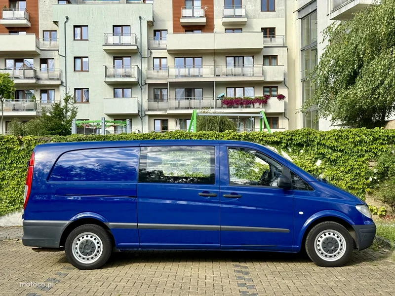 Mercedes-Benz Vito 8