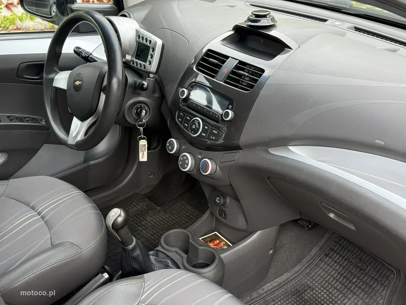 Chevrolet Spark 16