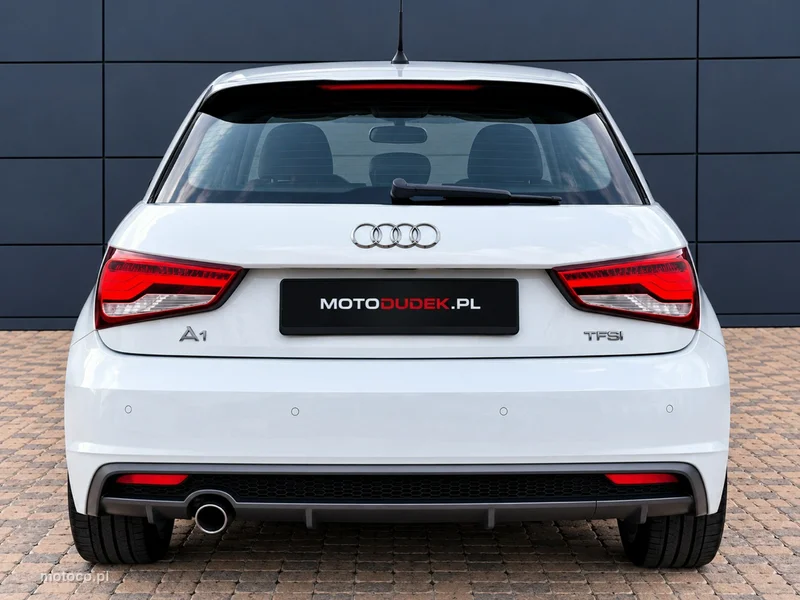 Audi A1 8X 13