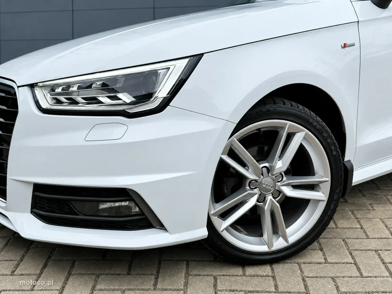 Audi A1 8X 26