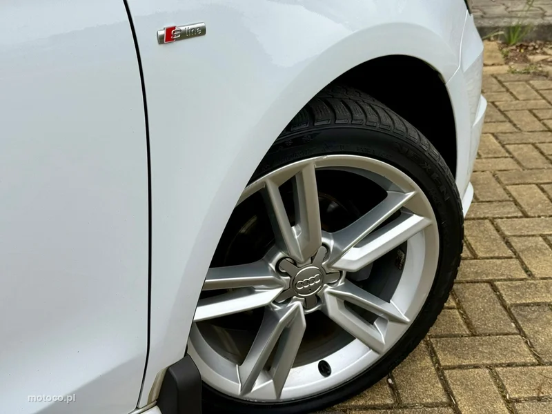 Audi A1 8X 28